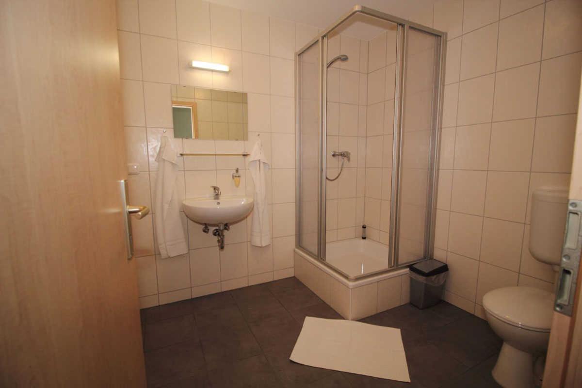 Апартаменты Kutterfisch Kajueten Direkt Im Stadthafen Засниц Экстерьер фото